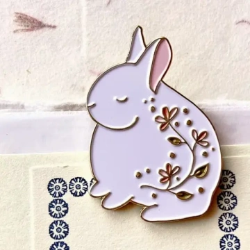 Nikki Dotti – Paper Clip, Bunny
